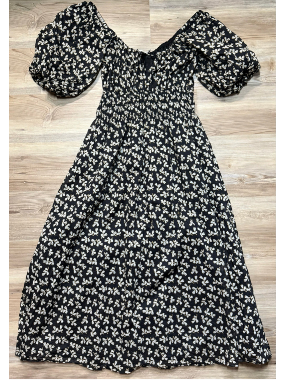 Women's Tory Burch Smocked Midi Dress in Black Little Leaves Size S